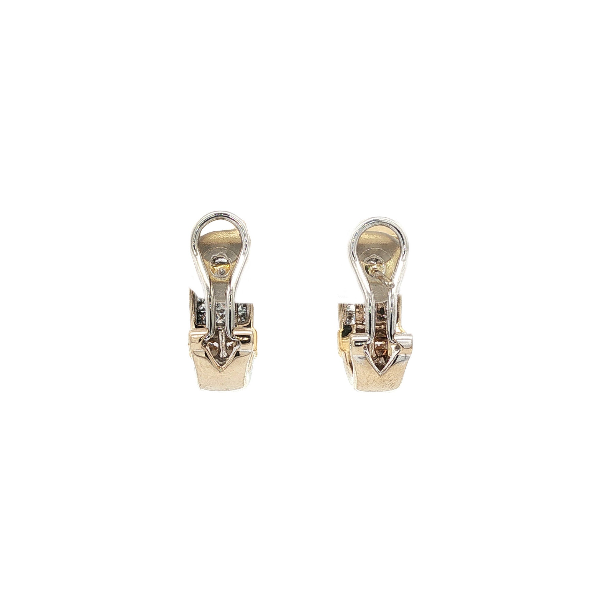 18-karat gold earrings with a diamond