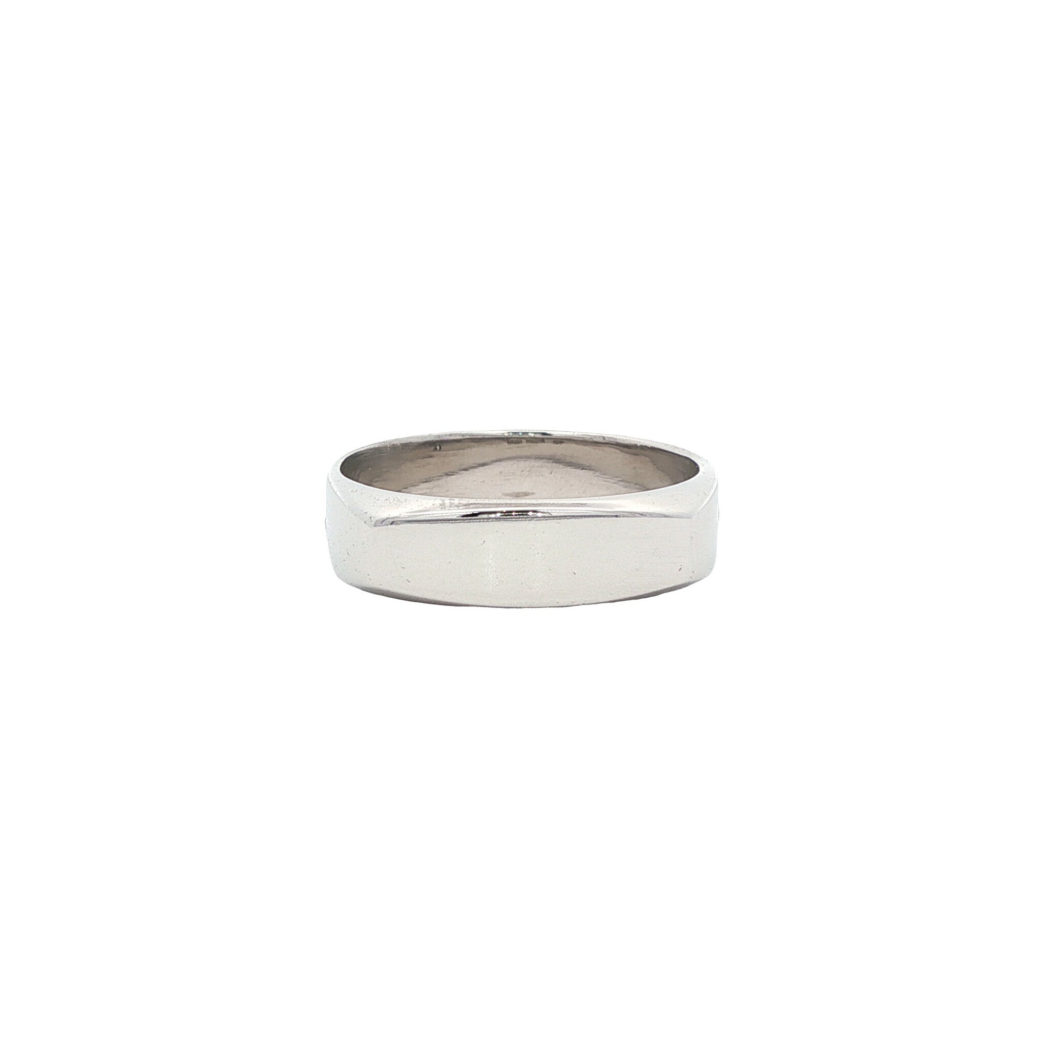 14-karat white gold ring with diamond