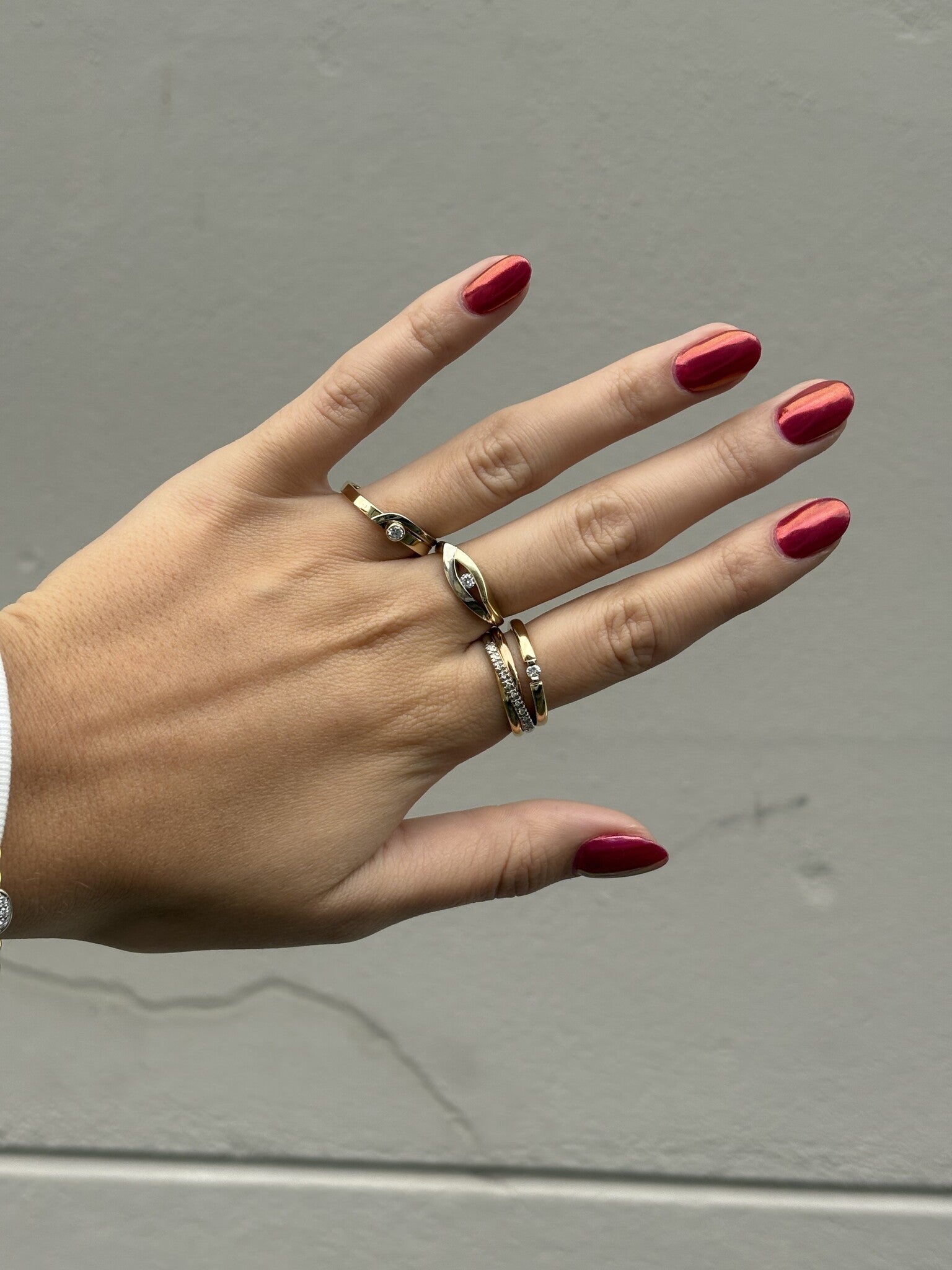 Gold ring with zirconia 14 karat