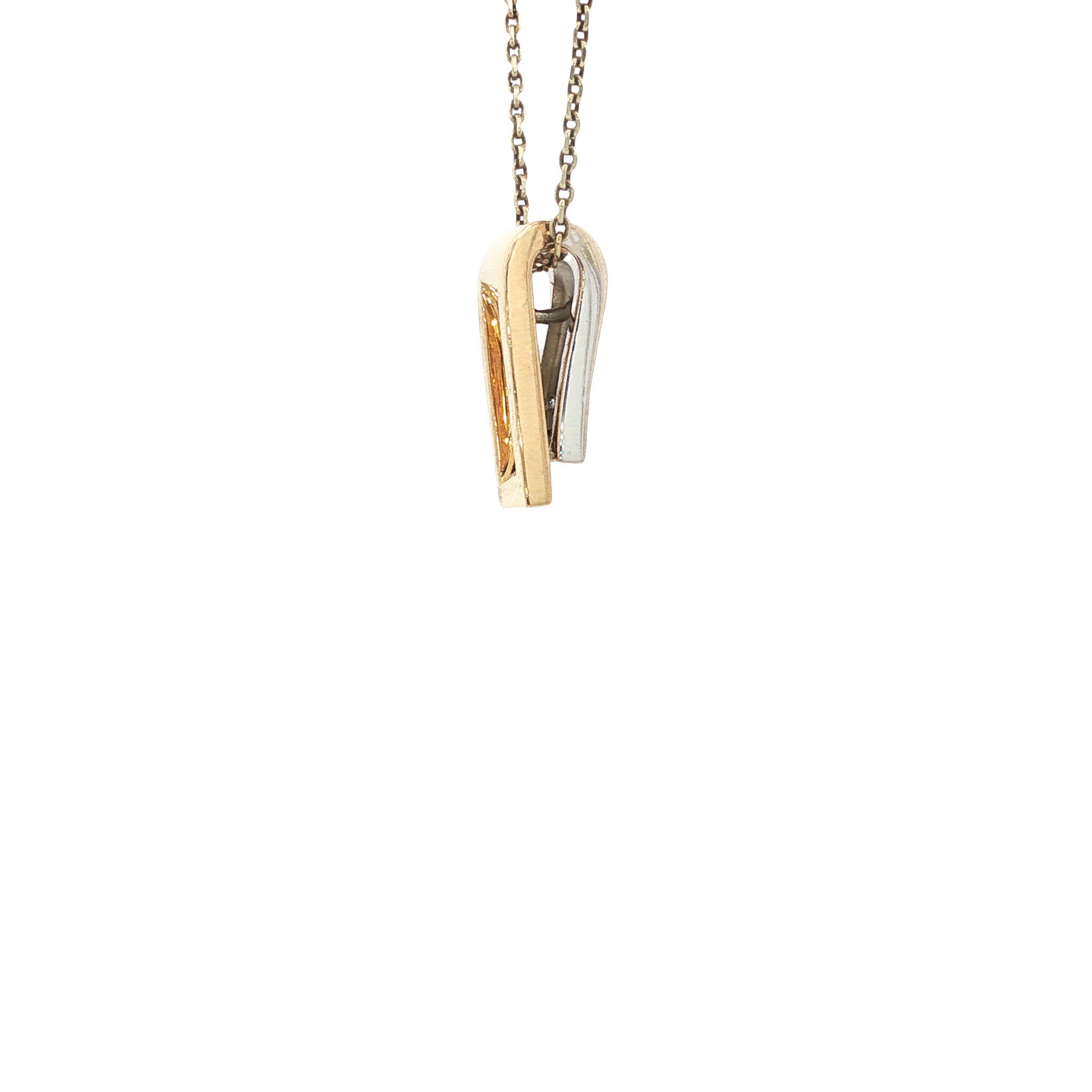 Gold pendant with diamond from Le chic 18 karat