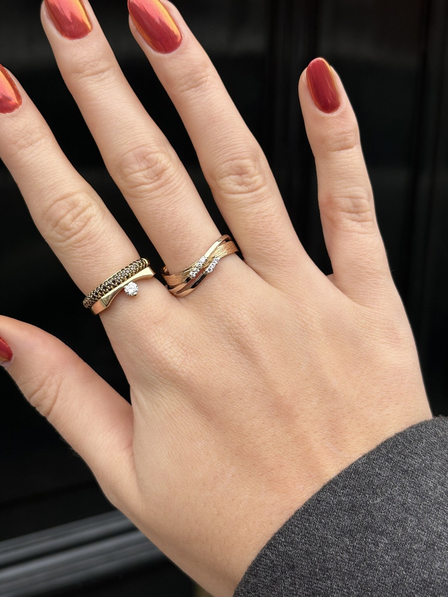 Gold ring with diamond from Diamonde 14 karat