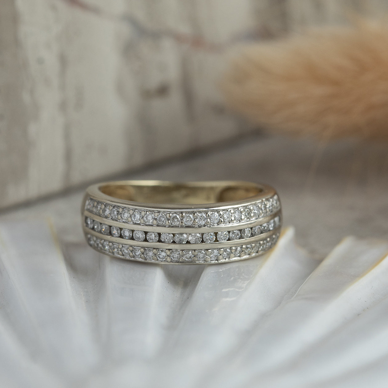 Gold ring with diamond 14 kt