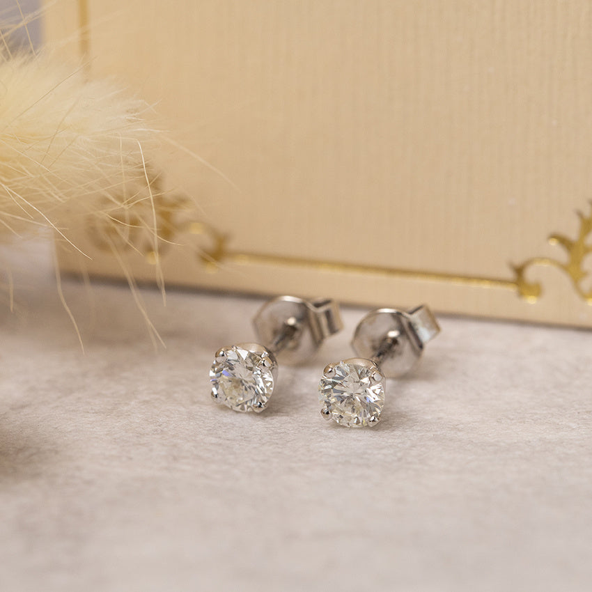 White gold solitaire stud earrings with diamond 14 karat