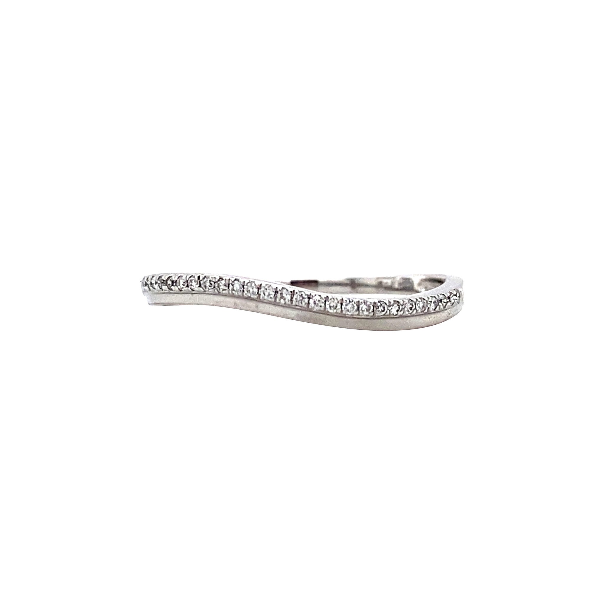 White gold ring with diamond 14 karat