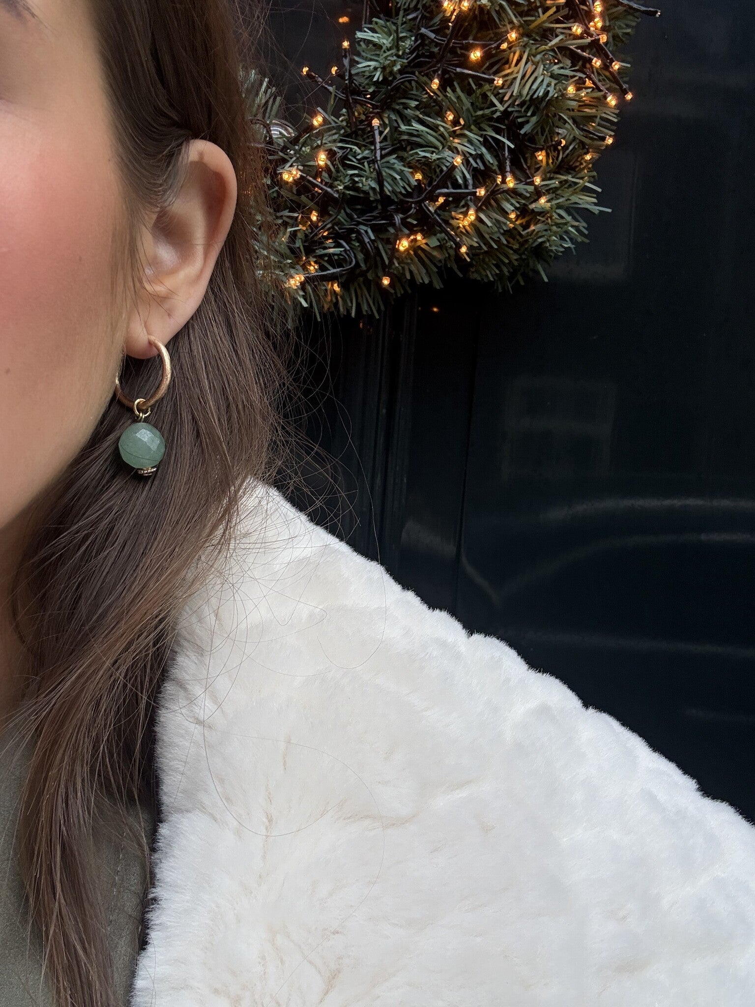 Gouden creoolhangers met aventurijn 14 karaat