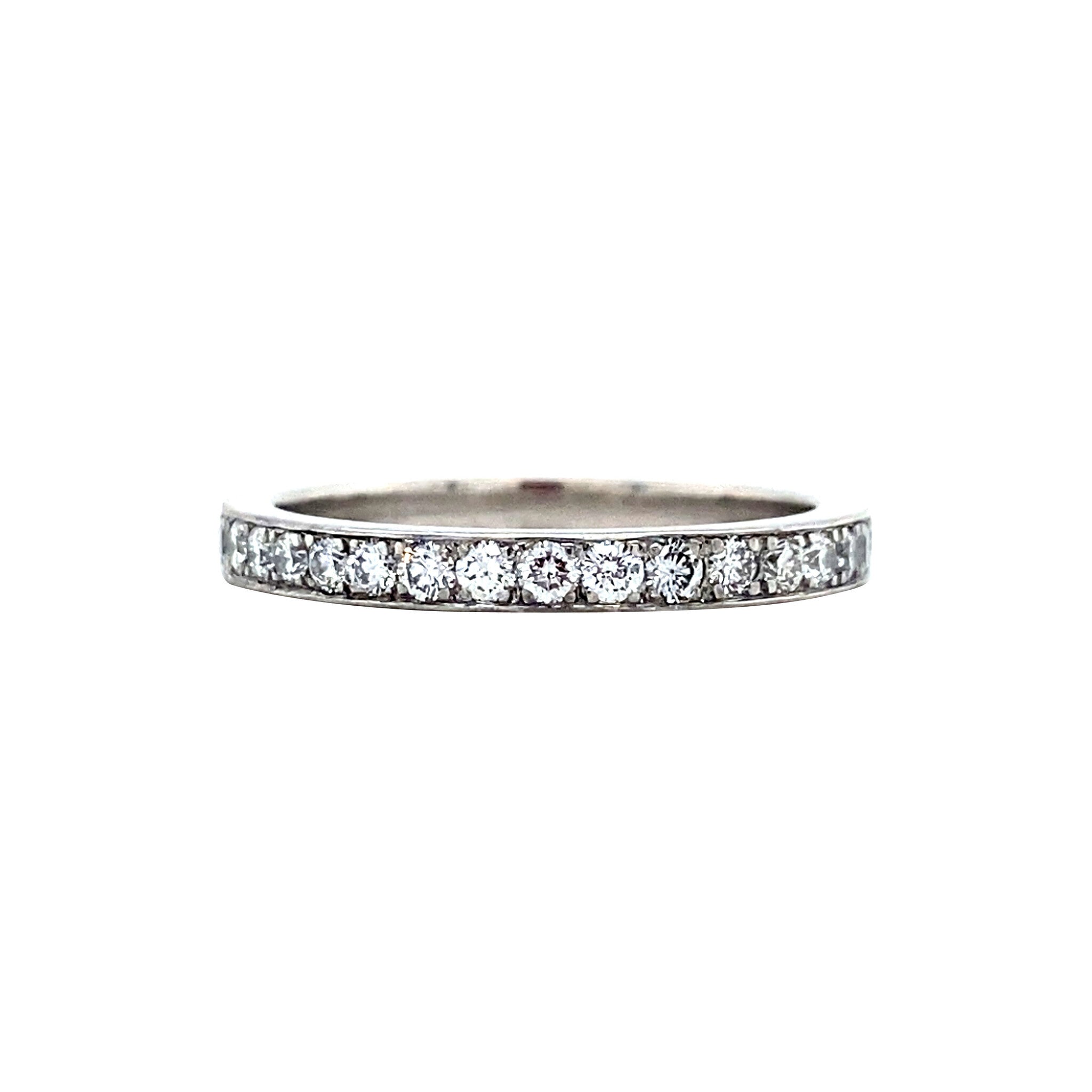 White gold alliance ring with diamond 18 karat