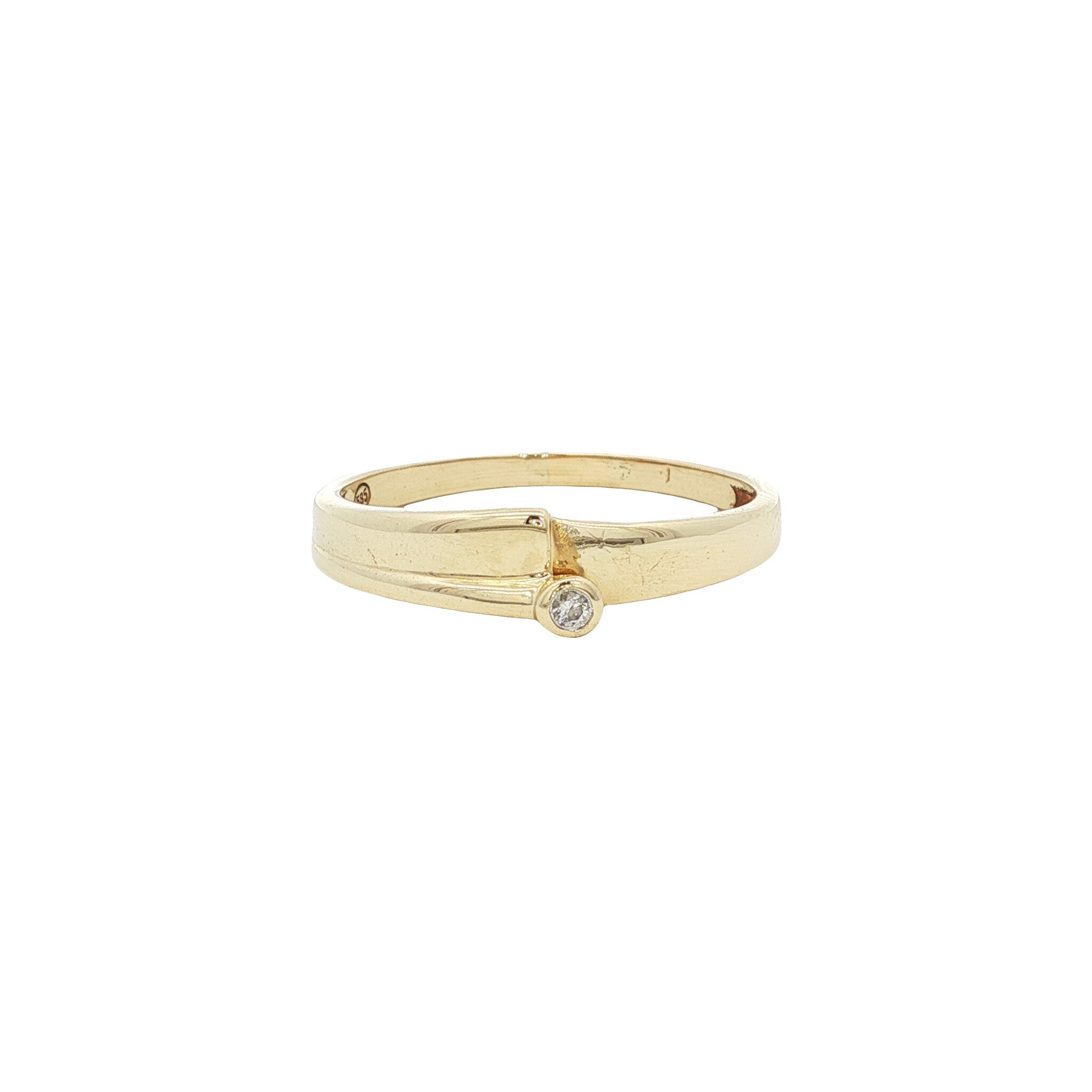Gold ring with diamond 14 karat