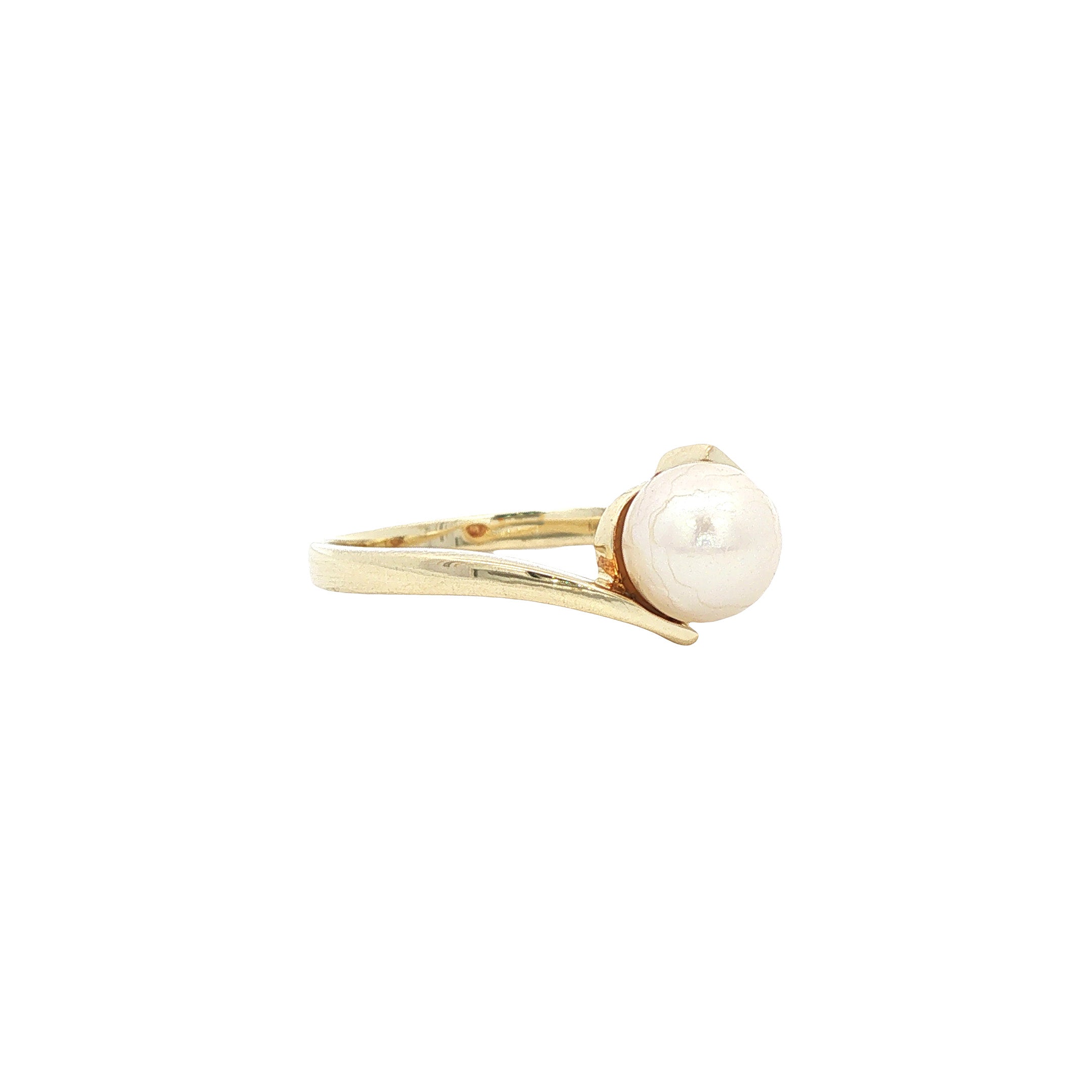 Gouden ring met parel 14 karaat