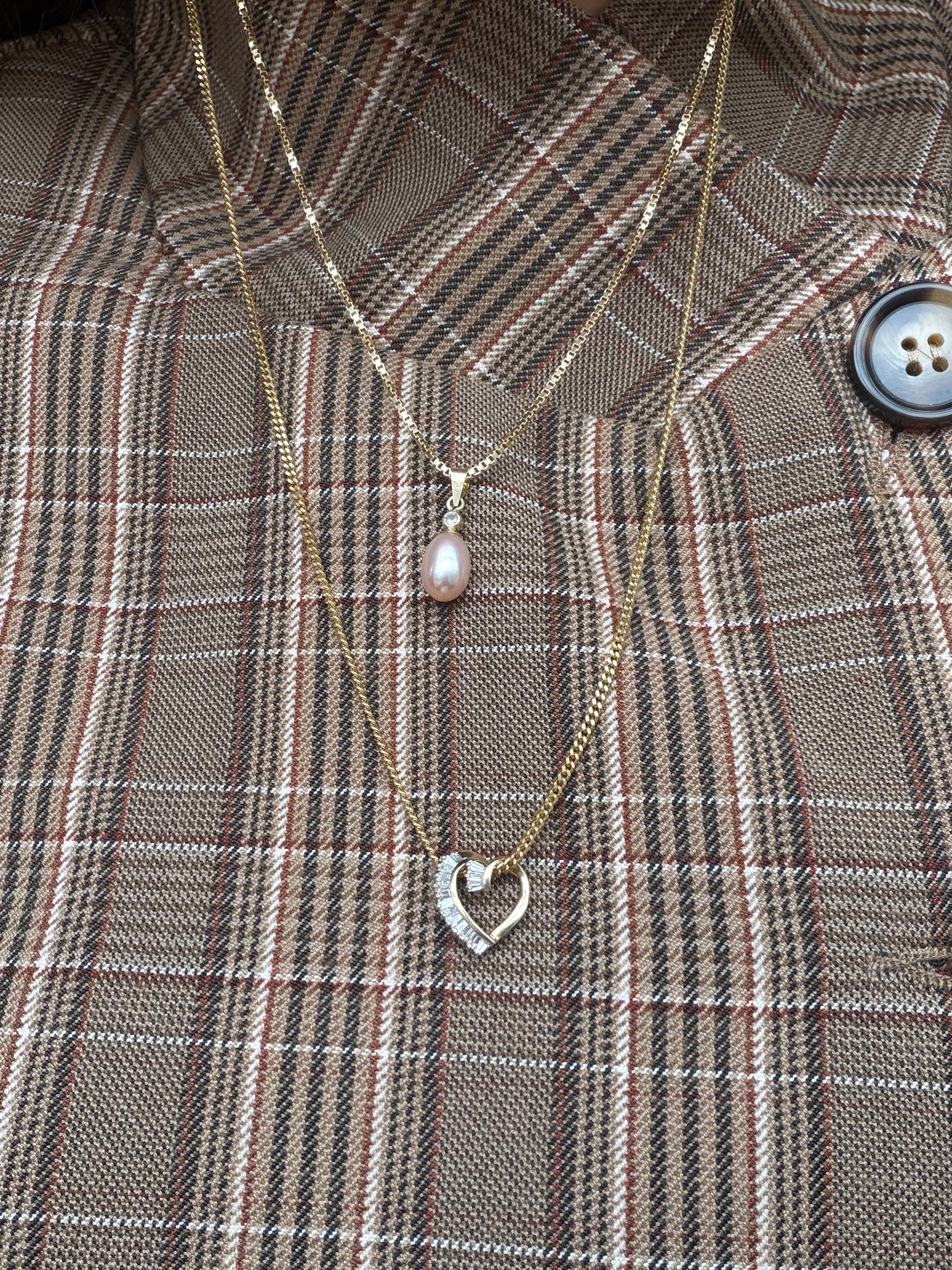 14 karat gold pendant with pearl and zirconia