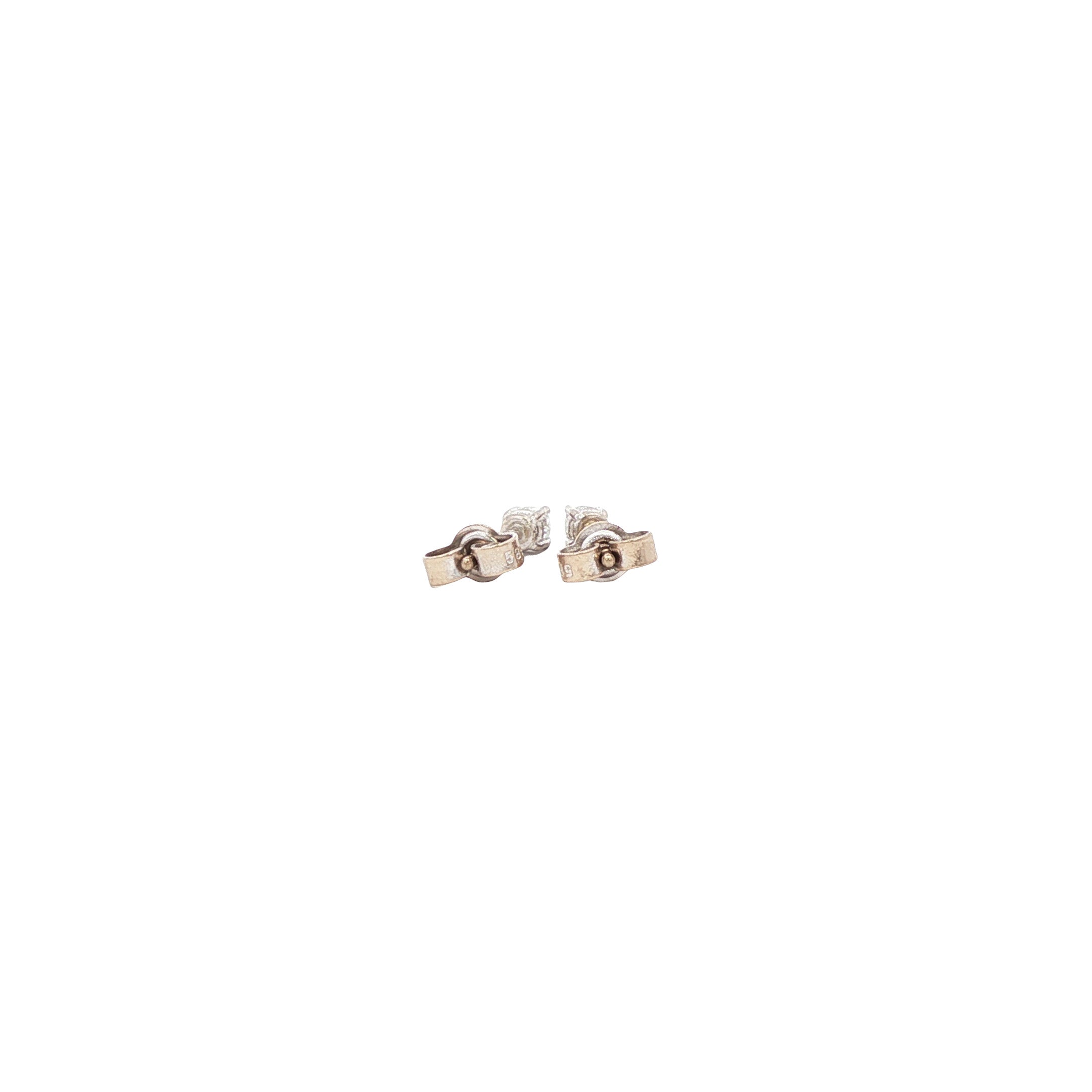 Witgouden solitair oorstekers met diamant 14 karaat