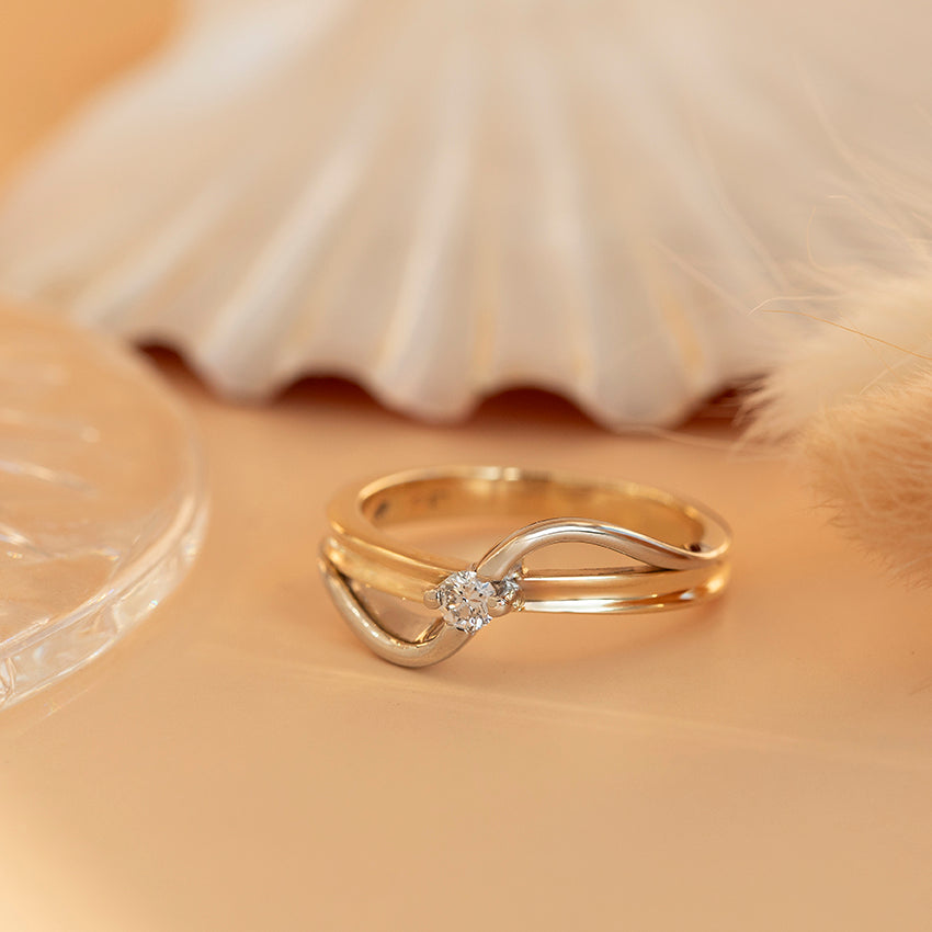 Gouden ring met diamant 14 karaat